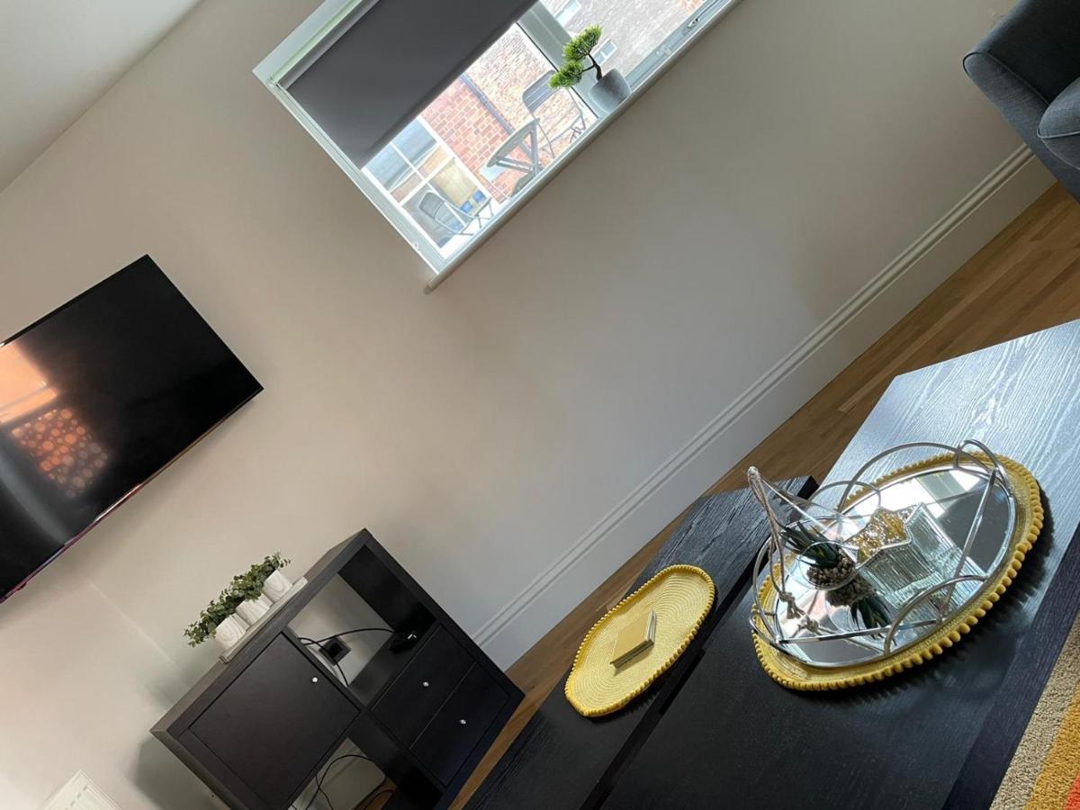 Central Hull Spacious Apartment H3 Kingston upon Hull Exterior photo