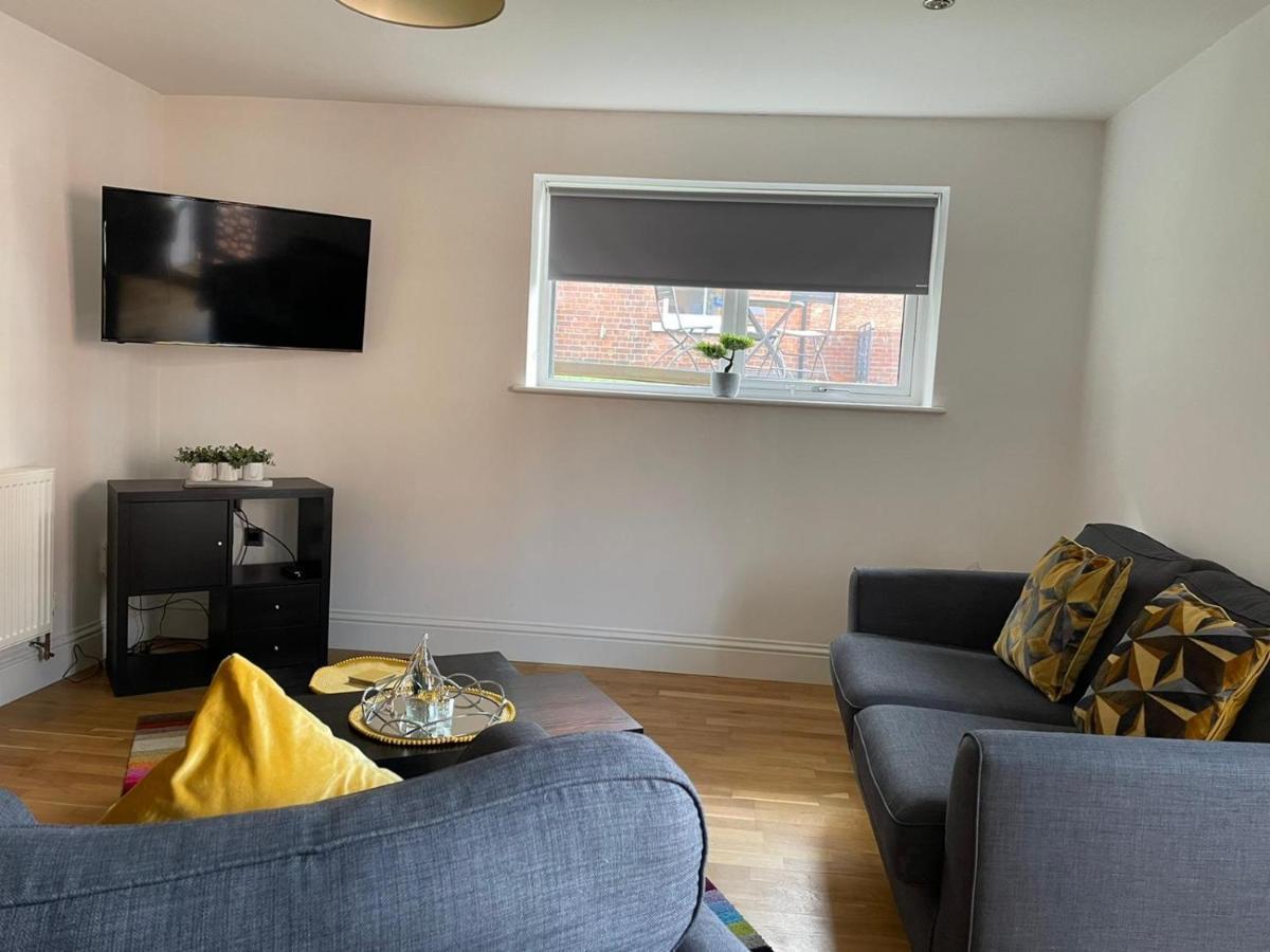 Central Hull Spacious Apartment H3 Kingston upon Hull Exterior photo