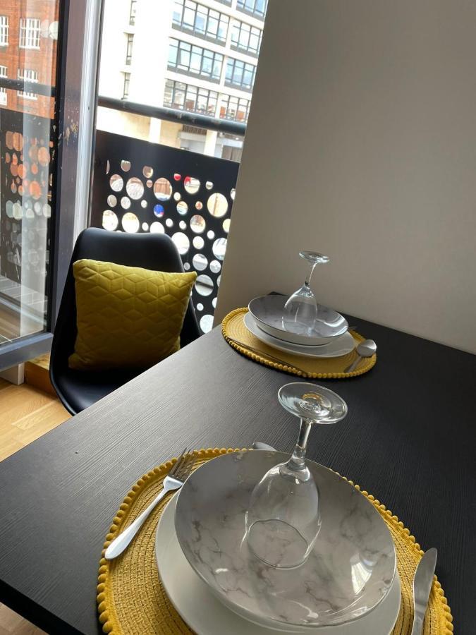 Central Hull Spacious Apartment H3 Kingston upon Hull Exterior photo